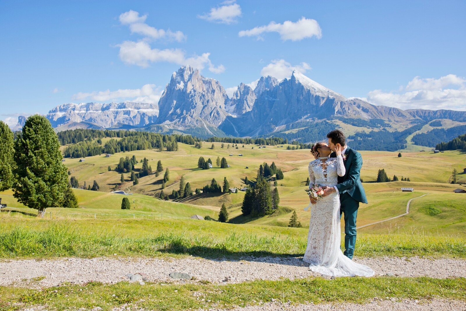 Viviana e Davide insieme all’Alpe di Siusi