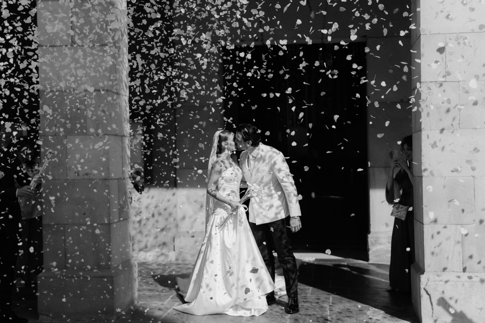 Sara e Luca all’uscita dalla Chiesa dei Francescani di Bolzano